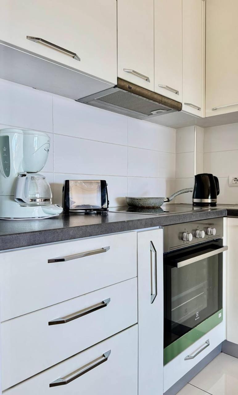 Morina Sea View Apartment Саранда Екстер'єр фото
