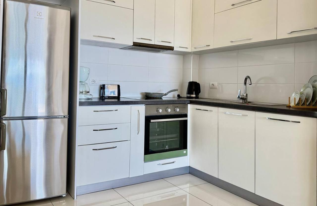 Morina Sea View Apartment Саранда Екстер'єр фото