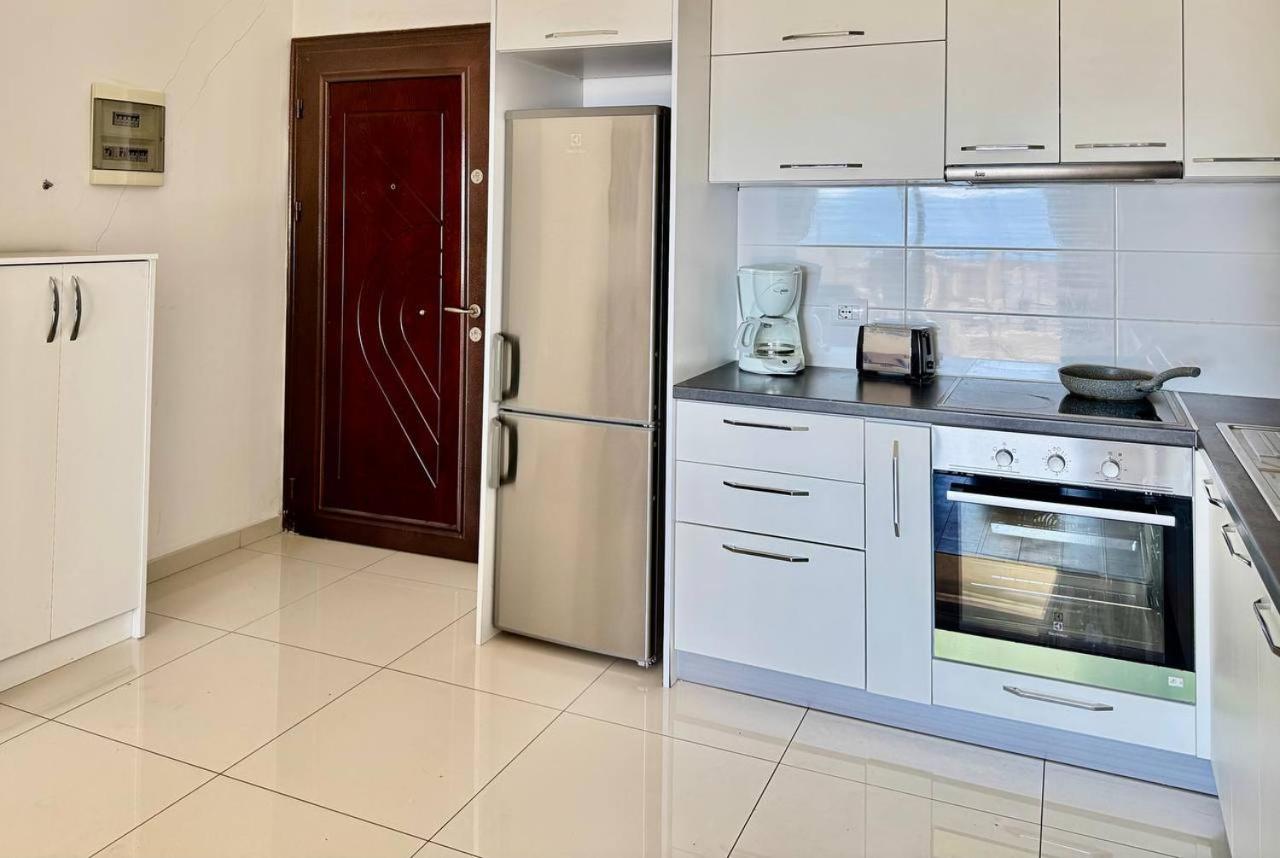 Morina Sea View Apartment Саранда Екстер'єр фото